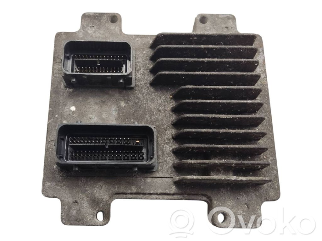 Opel Corsa E Variklio valdymo blokas 