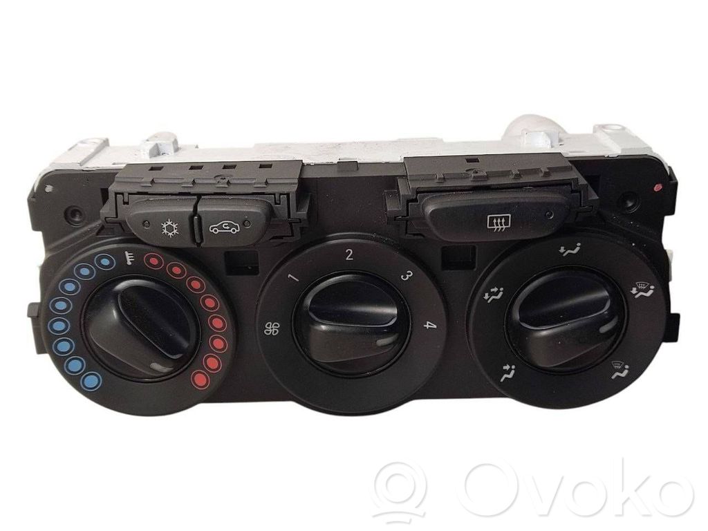 Opel Corsa E Climate control unit 