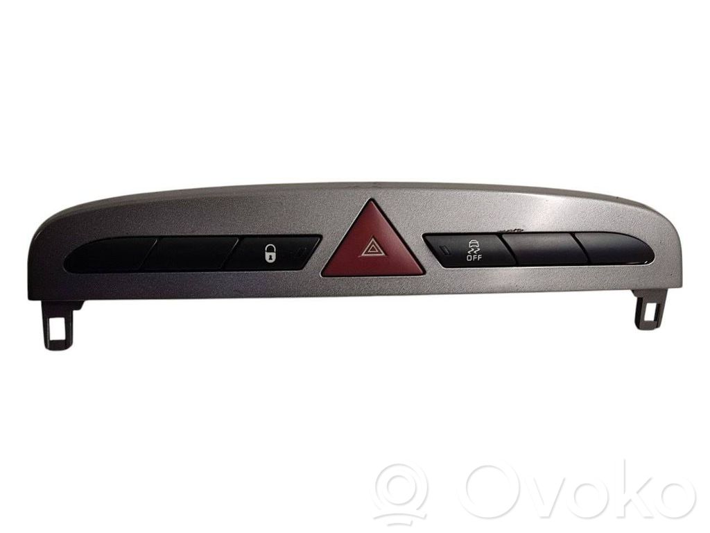 Peugeot 308 Hazard light switch 