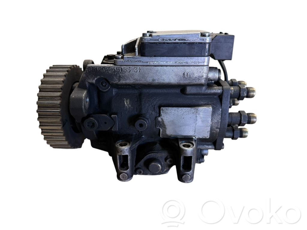Audi A6 S6 C5 4B Fuel injection high pressure pump 