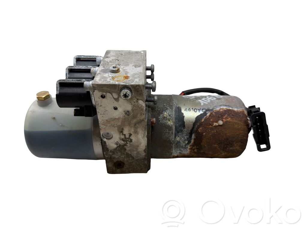 Avattavan katon hydraulipumppu   8F0871791