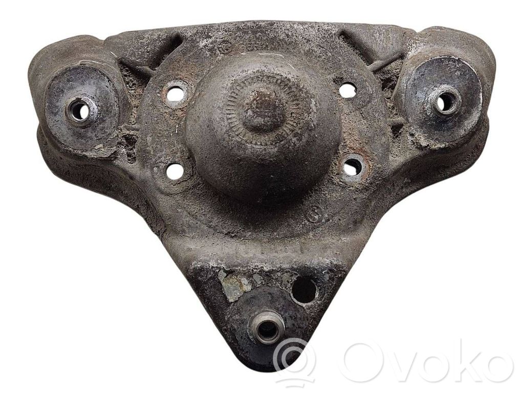 Coil spring mount   8D0412383E
