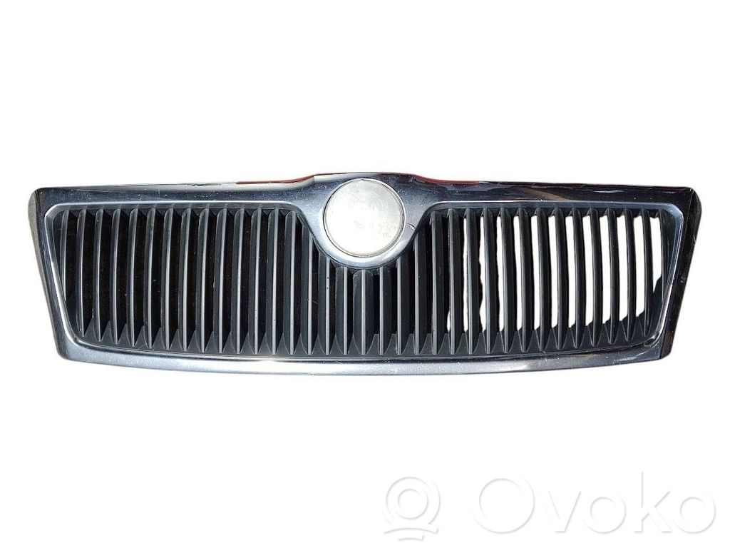 Skoda Octavia Mk2 (1Z) Etusäleikkö 