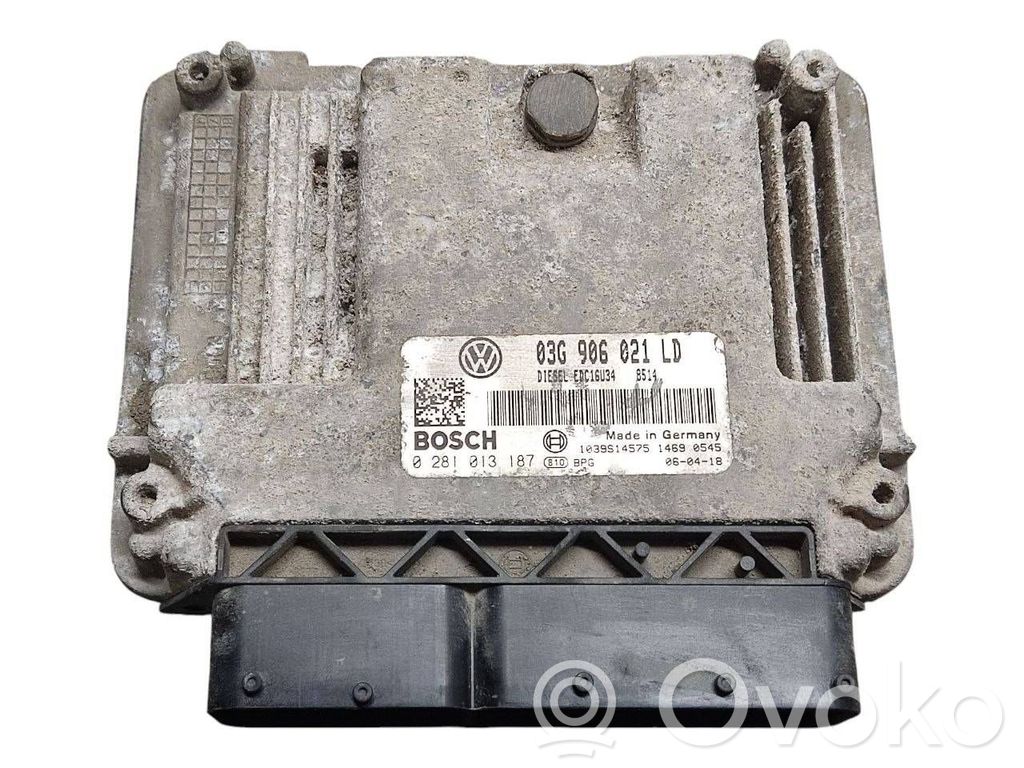 Skoda Octavia Mk2 (1Z) Engine control unit/module 