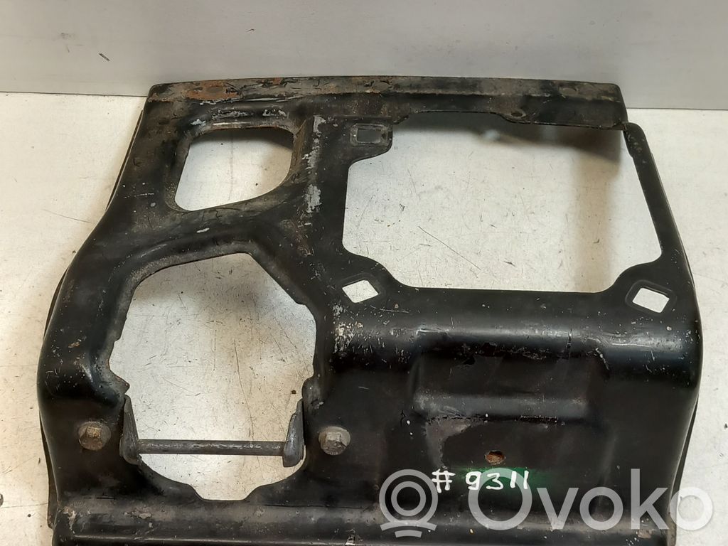 Mercedes-Benz CLS C219 Panel mocowania chłodnicy / góra 