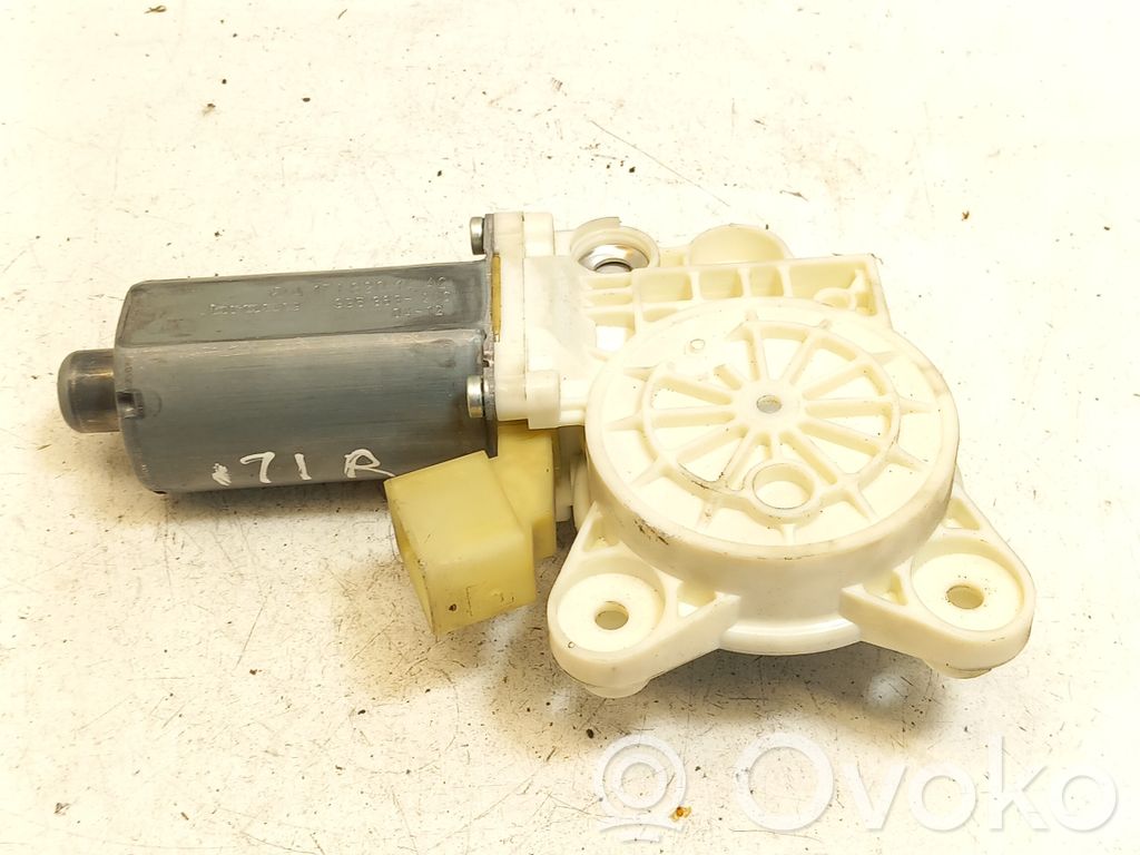 Mercedes-Benz SLK R171 Silnik regulatora szyby drzwi przednich 