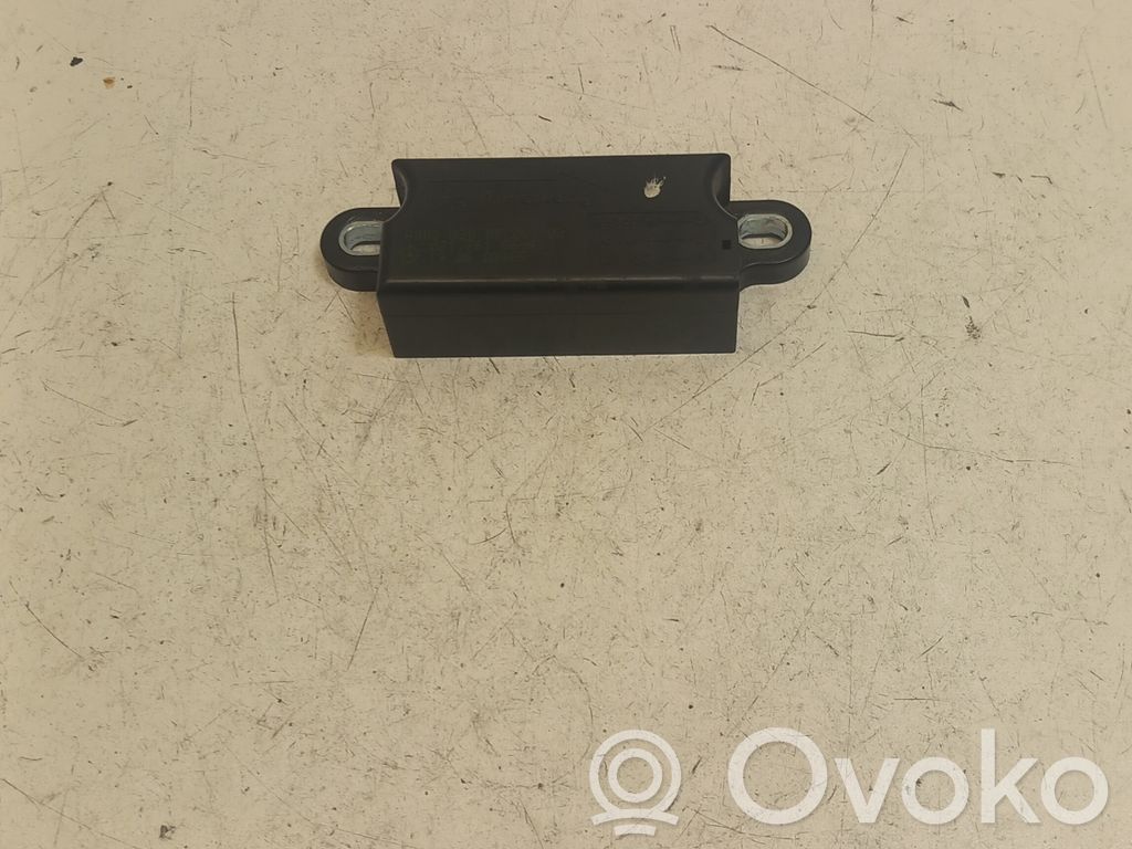 Mercedes-Benz E W211 Airbag deployment crash/impact sensor 