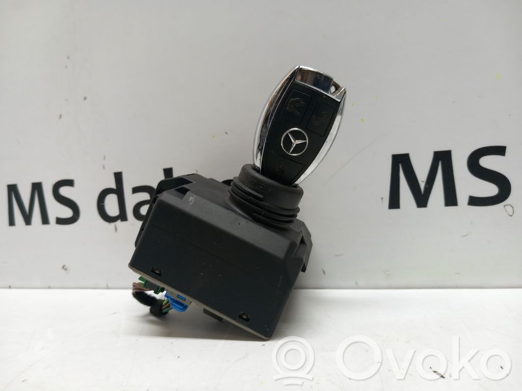 Mercedes-Benz CLS C218 X218 Ignition lock 