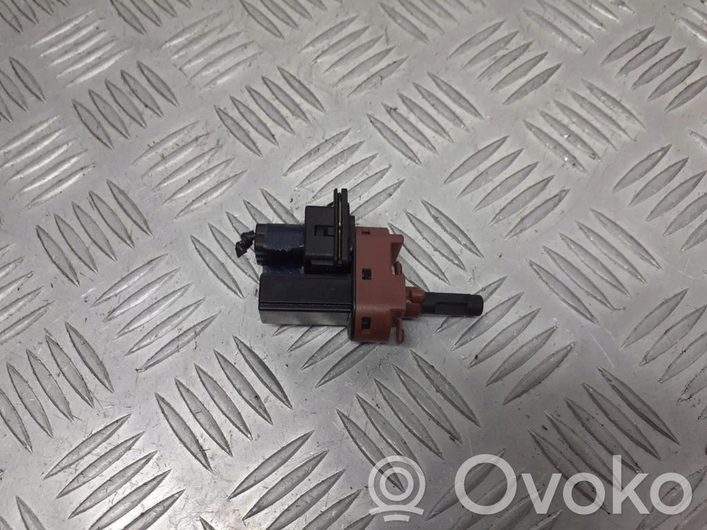 Sensor del pedal de embrague   2S6T7C534AA