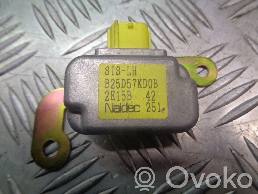 Mazda 323 F Senzor impact/declanșare airbag 