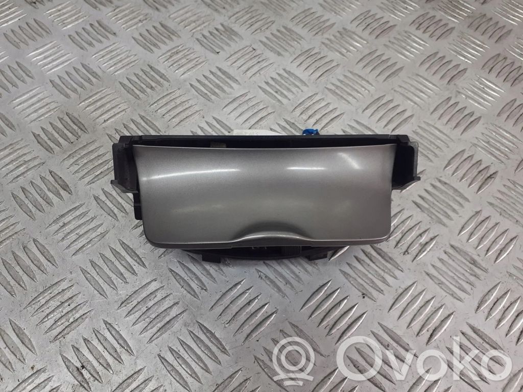 Mazda 6 Aschenbecher 