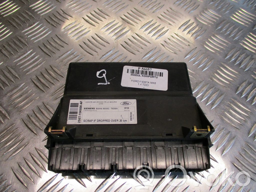 Ford Escort Korin keskiosan ohjainlaite 