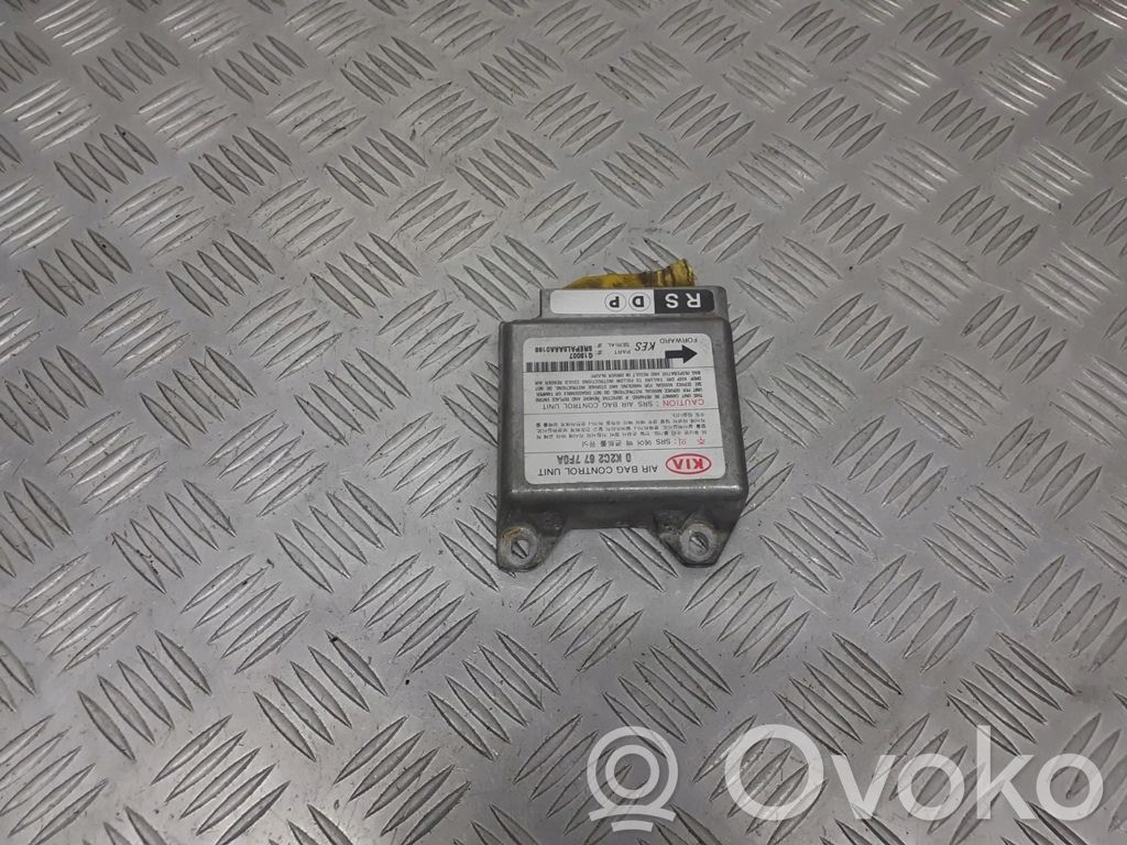 KIA Carens I Airbag control unit/module 