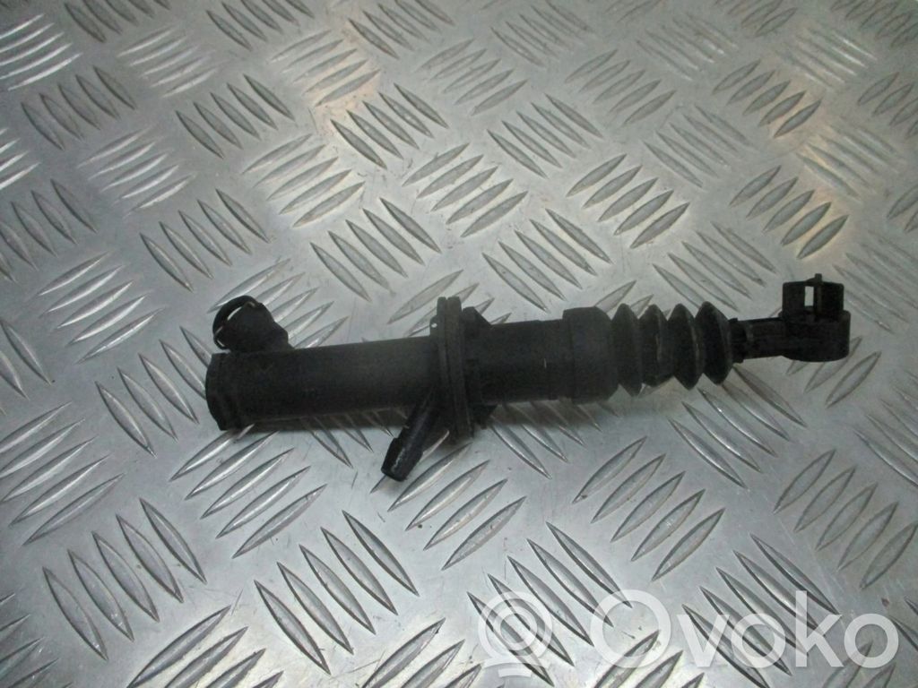 Darba sajūga cilindrs   8200436137E