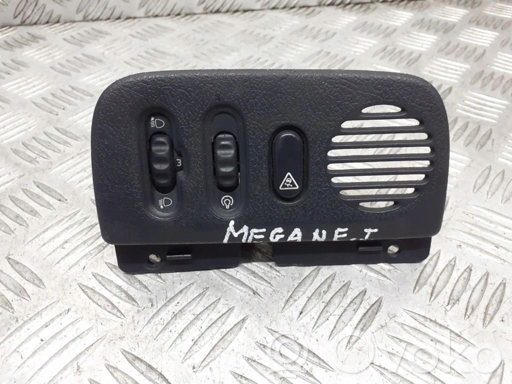 Renault Megane I Light relay 