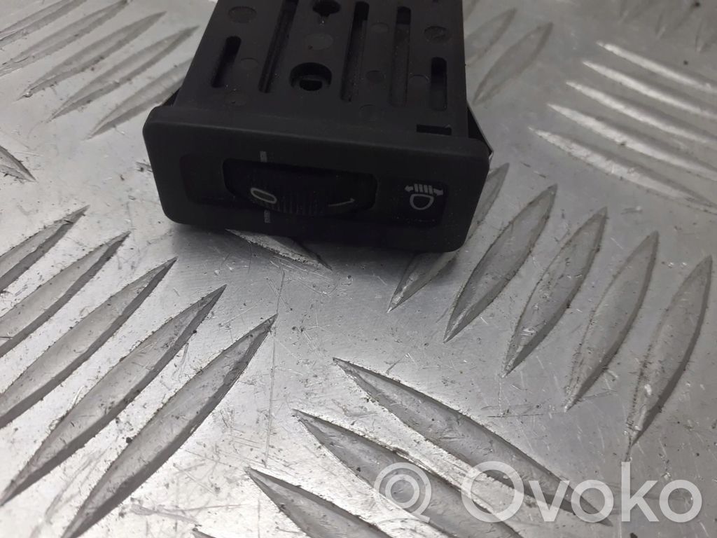 BMW 3 E36 Interruttore di regolazione livello altezza dei fari 