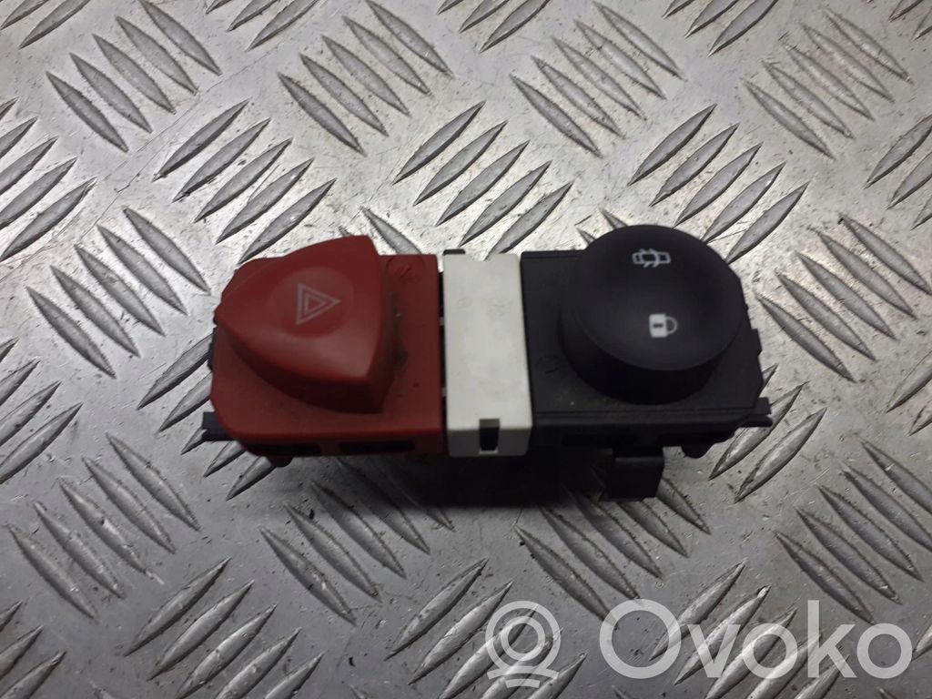 Renault Scenic II - Grand scenic II Interruttore luci di emergenza