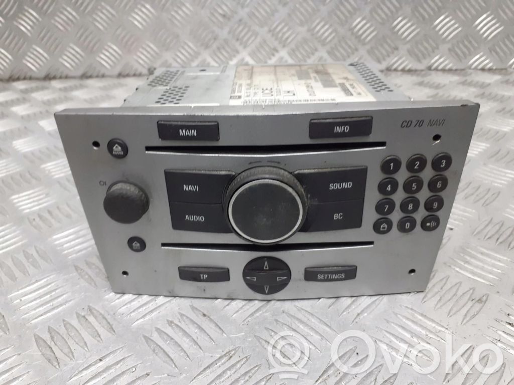 Opel Astra H Panel / Radioodtwarzacz CD/DVD/GPS