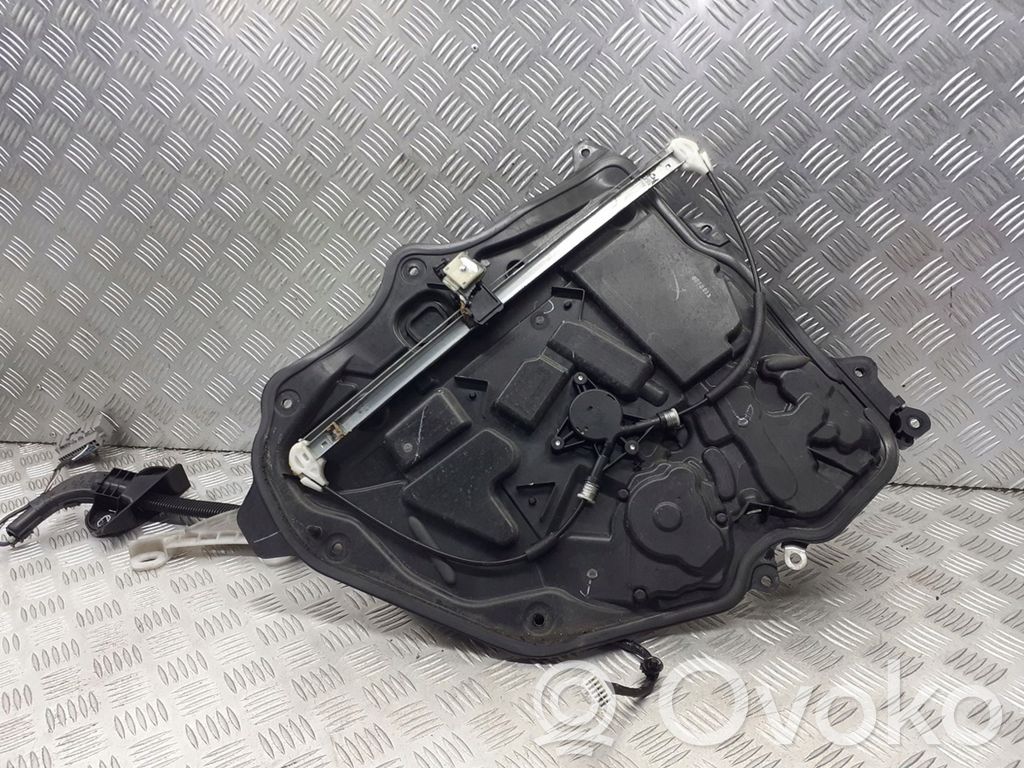 Mazda 5 Alzacristalli della portiera posteriore con motorino