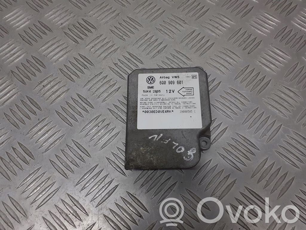Volkswagen Golf IV Unitate/modul de comandă airbaguri 