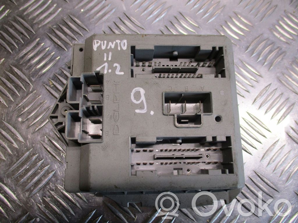 Fiat Punto (188) Set scatola dei fusibili 