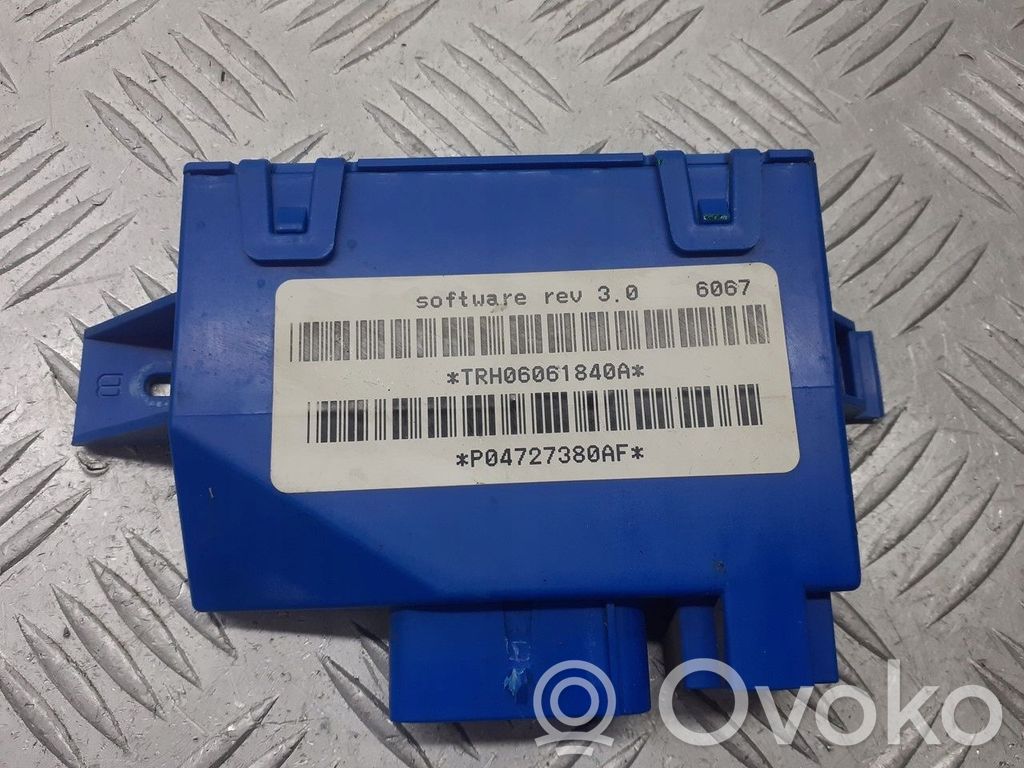 Unité de commande / module de hayon   04727380AF