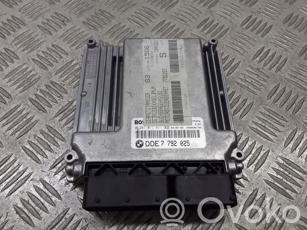 Unidad de control/módulo del motor   DDE7792025