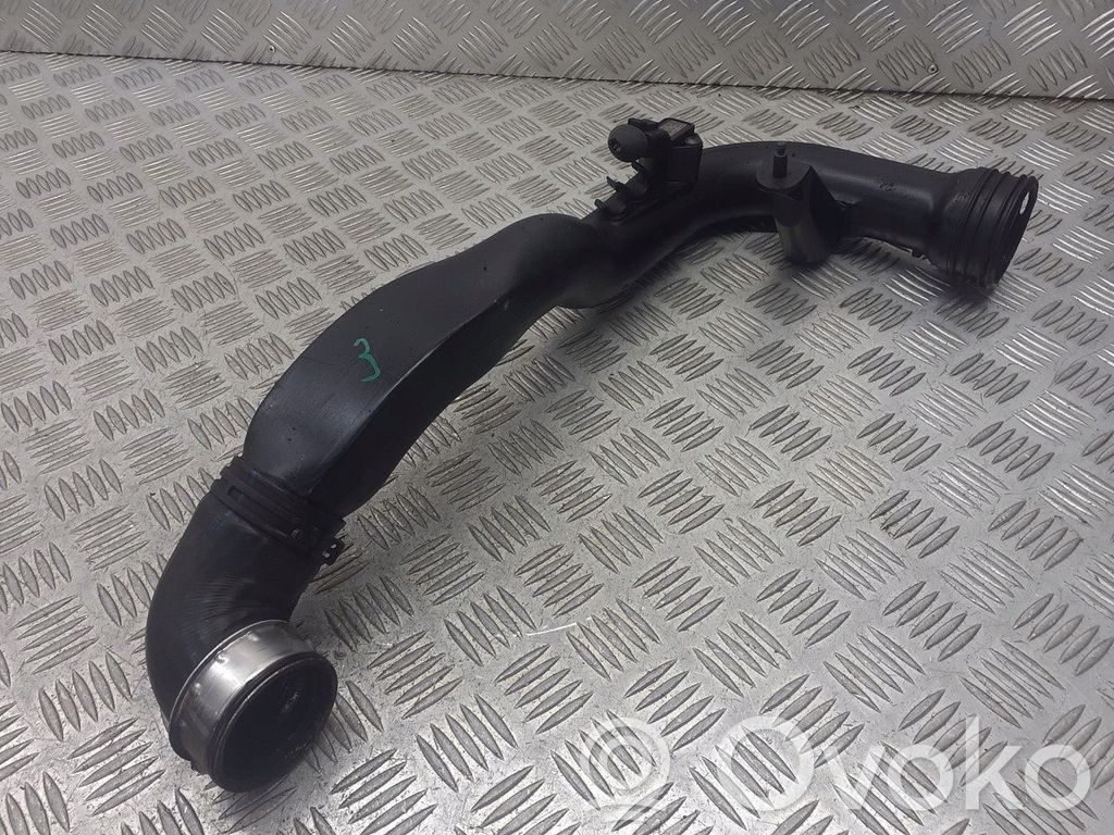 Audi A6 S6 C5 4B Furtun/conductă intercooler 