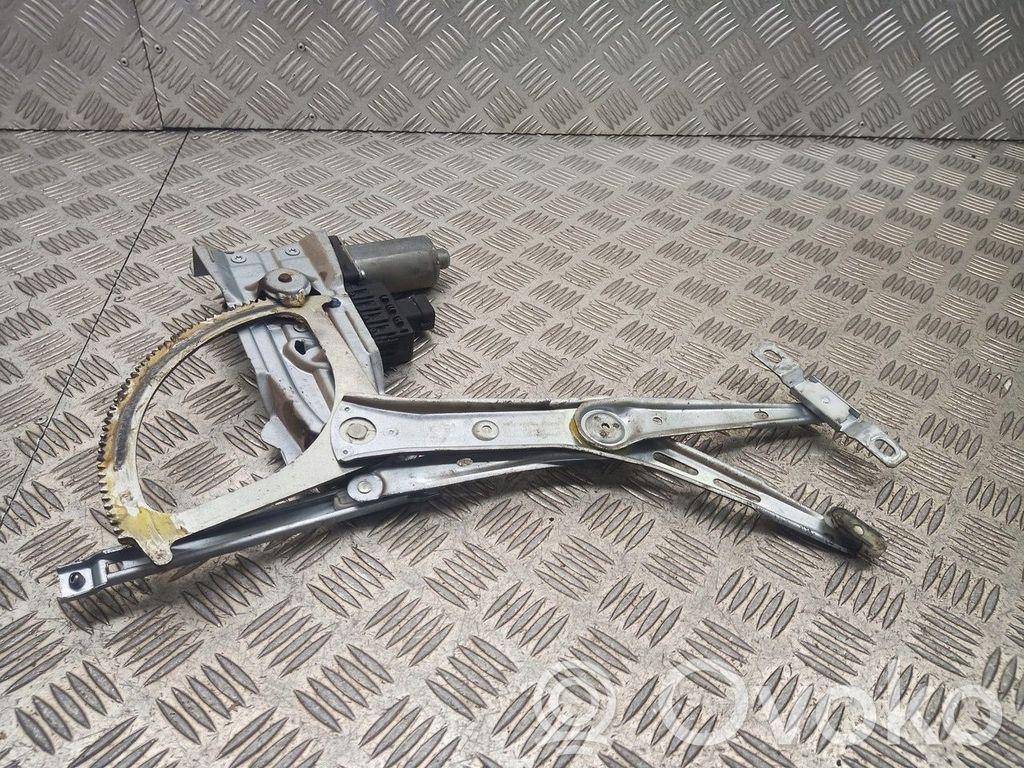 Opel Astra H Macara ușă față cu motor 