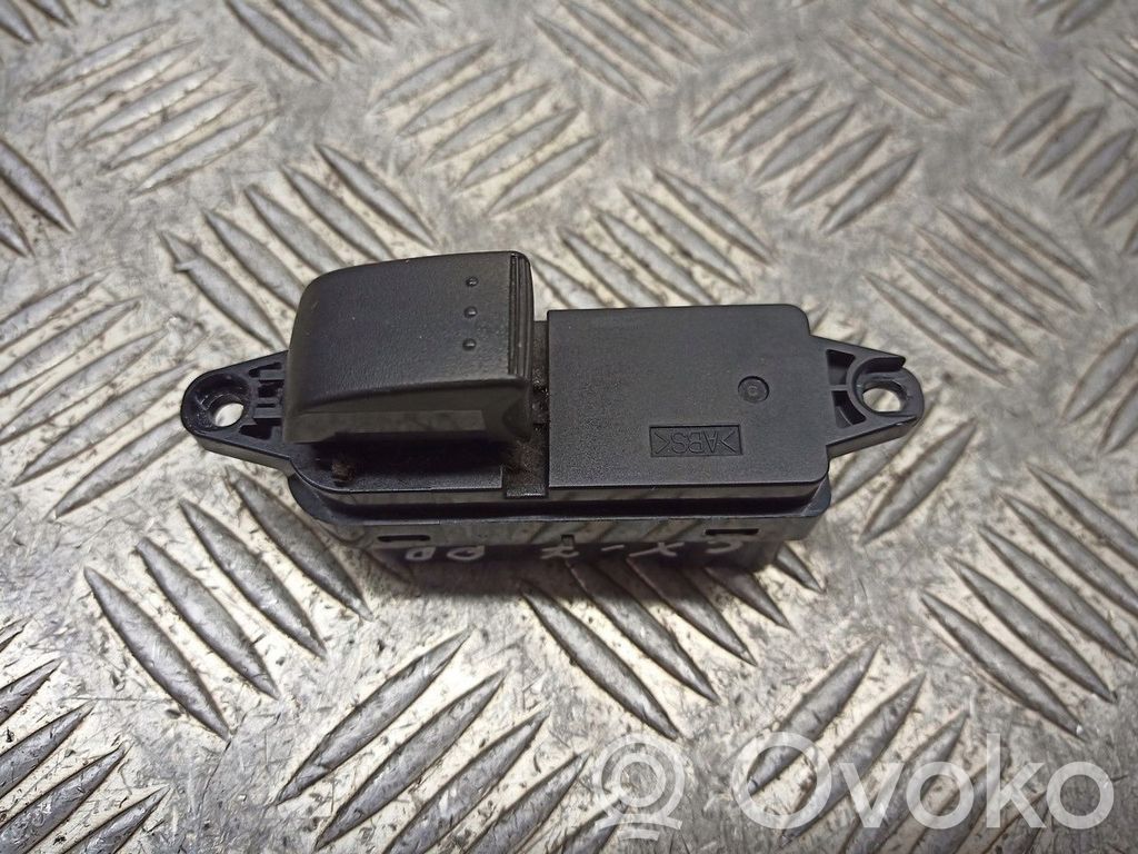 Interruptor del elevalunas eléctrico   EH1466370