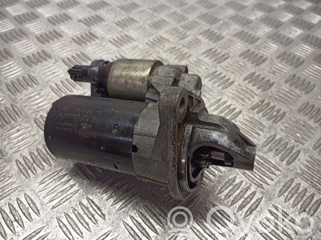 Toyota Corolla E120 E130 Starteris 