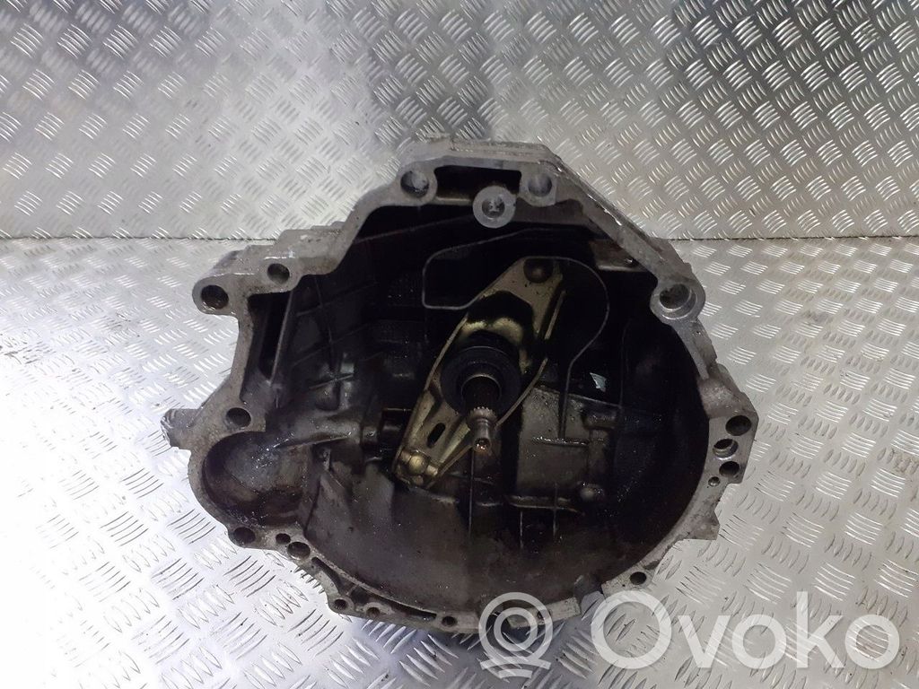 Audi A4 S4 B7 8E 8H Cutie viteze manuală cu 5 trepte 