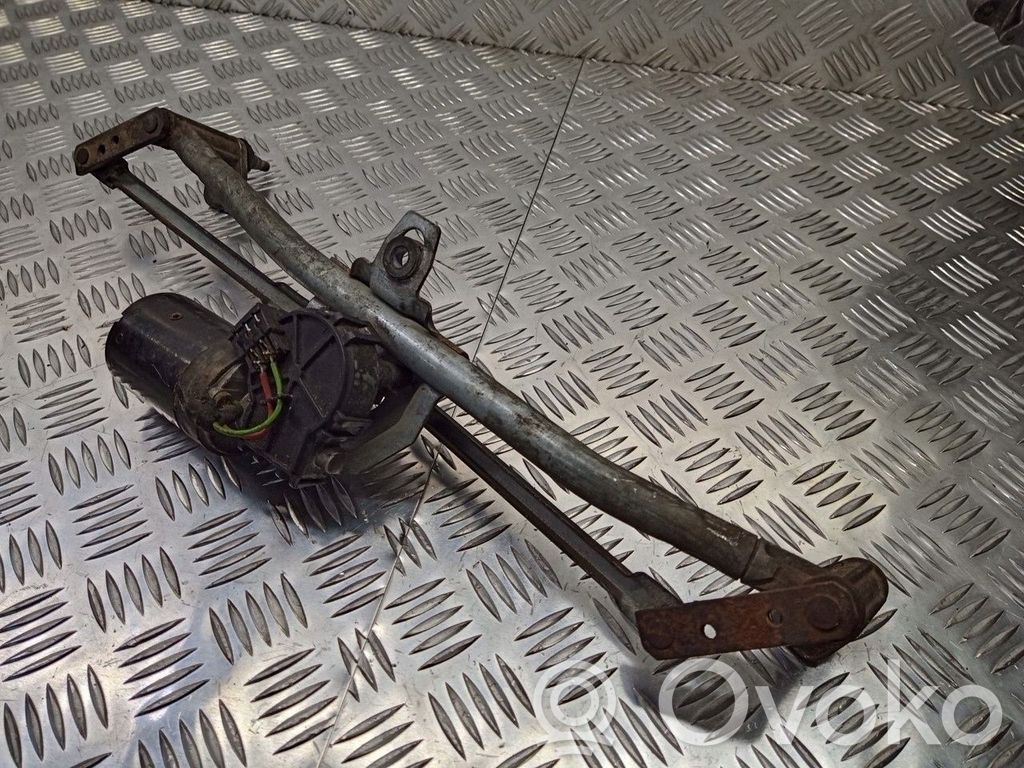 Volkswagen Golf IV Tiranti del tergicristallo anteriore