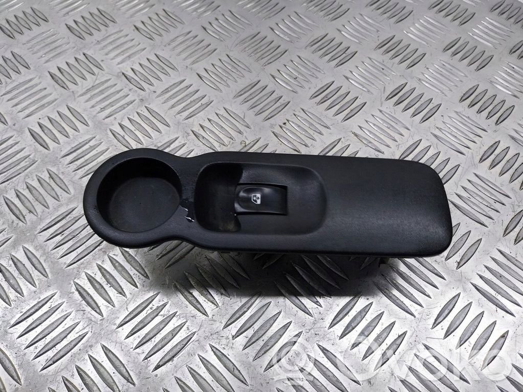 Interruptor del elevalunas eléctrico   8200278436