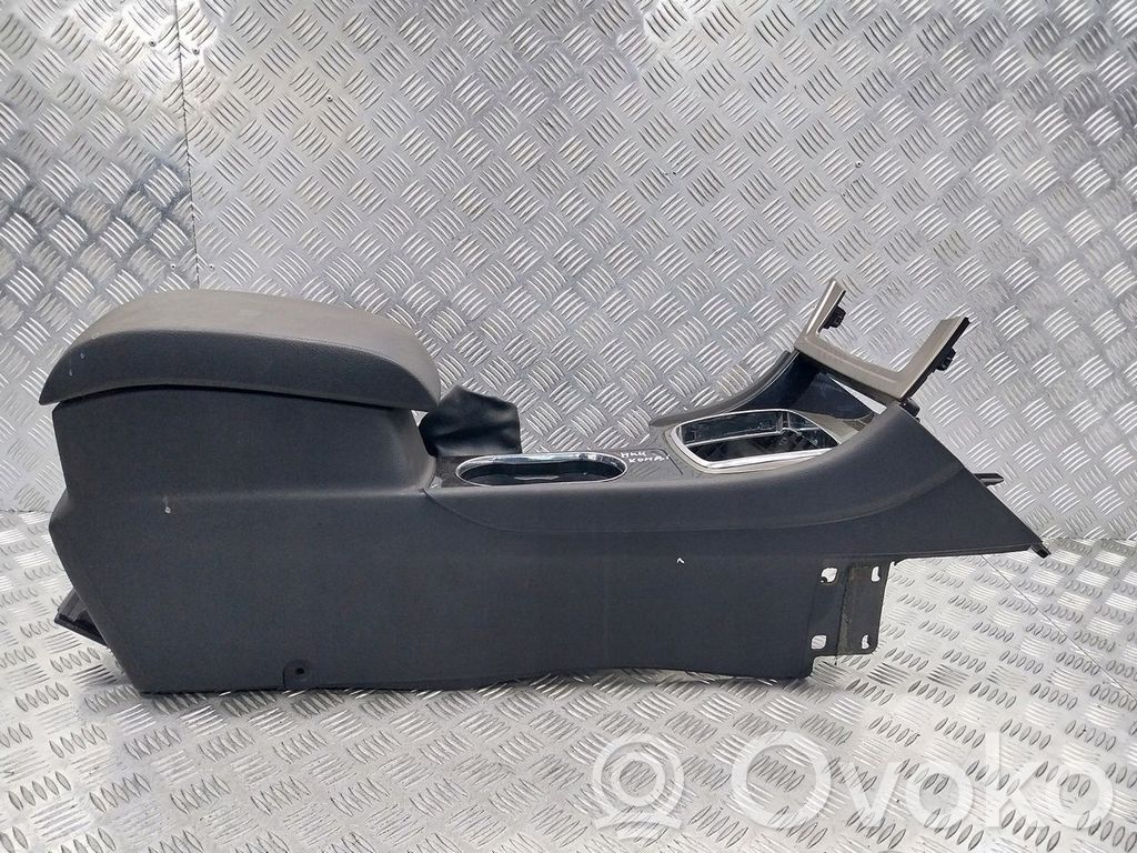 Ford Mondeo MK IV Centrālā konsole 