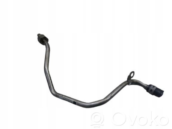 Audi A4 S4 B9 8W Conductă/furtun vacuum 