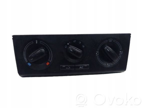 Skoda Fabia Mk2 (5J) Interruptor de control del ventilador interior 