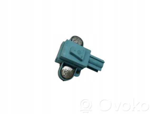 Audi A6 S6 C6 4F Airbagsensor Crashsensor Drucksensor 