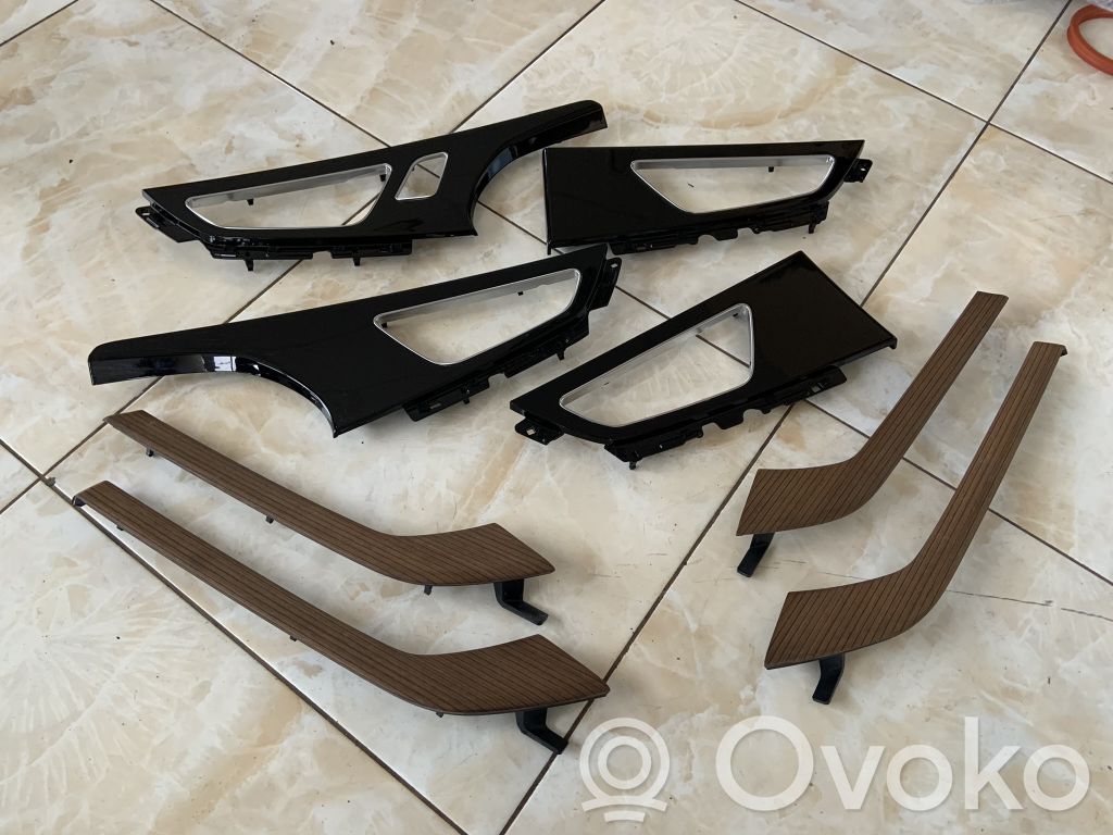 Innendekor-Set   4M0867409M,4M0867410M,4M0867419M,4M0867101J,4M0867102H,4M0867420M,4M0867469D,4M0867470D