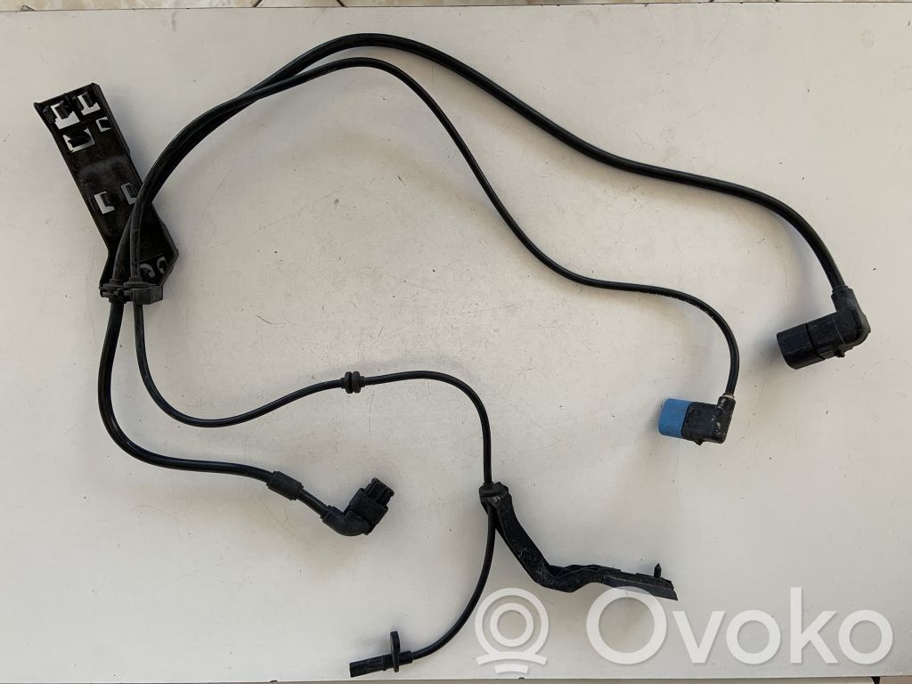Mercedes-Benz CLA C117 X117 W117 Sensor de freno del ABS trasero 