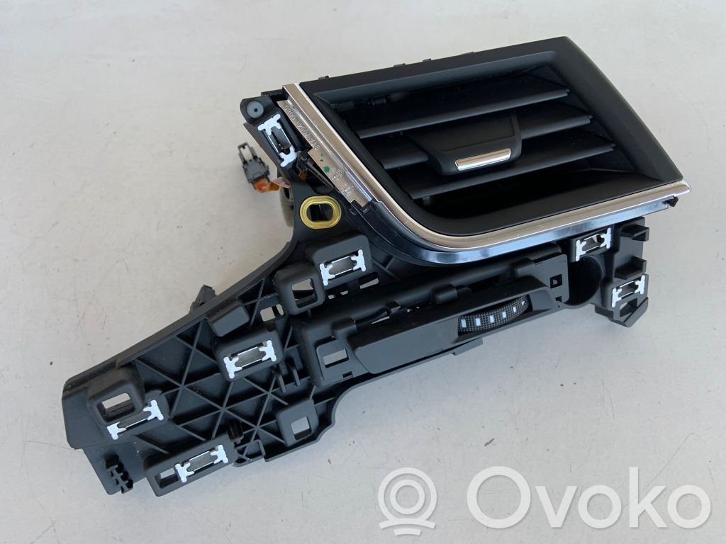 Audi Q7 4M Grilă ventilație/ramă laterală bord 