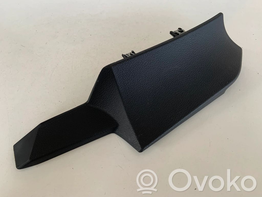 Audi Q7 4M Element deski rozdzielczej / dół 