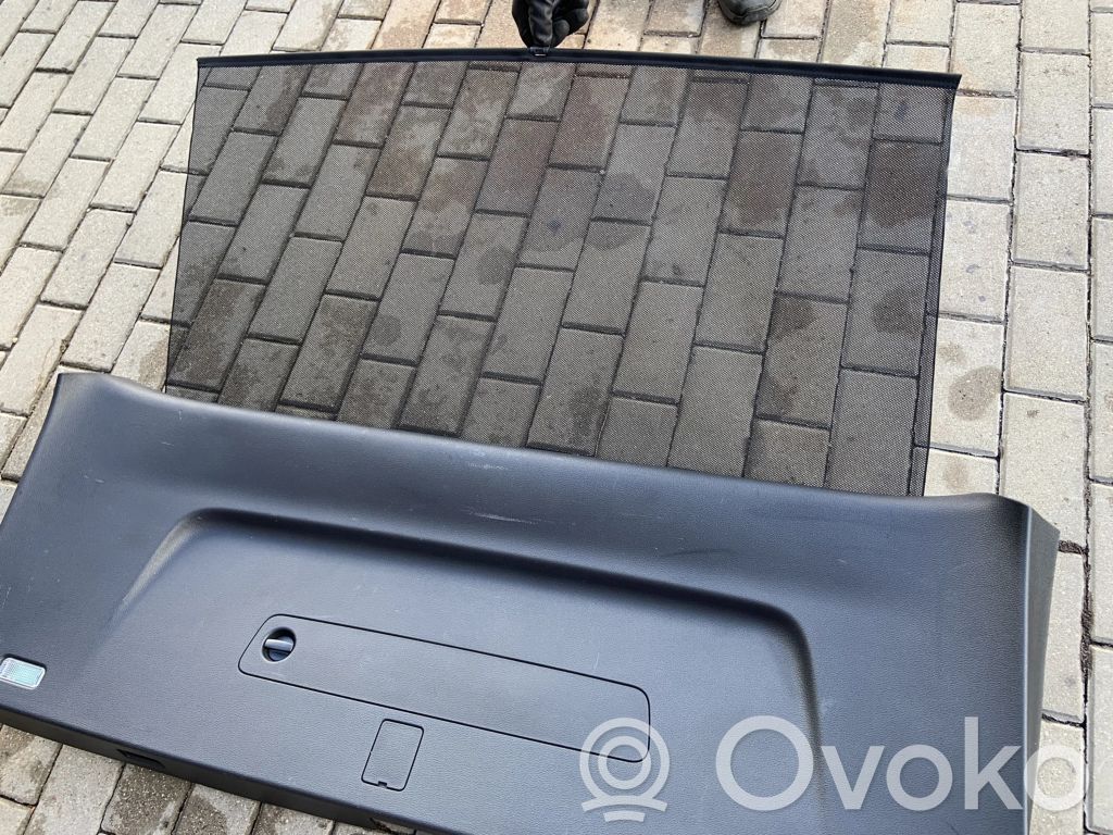 Audi Q7 4M Poszycie klapy tylnej bagażnika i inne elementy 