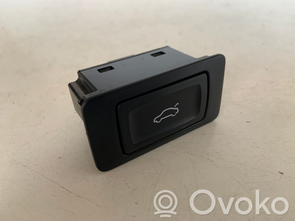 Przycisk otwierania klapy bagażnika   4G0959831A,4G0959831A5PR