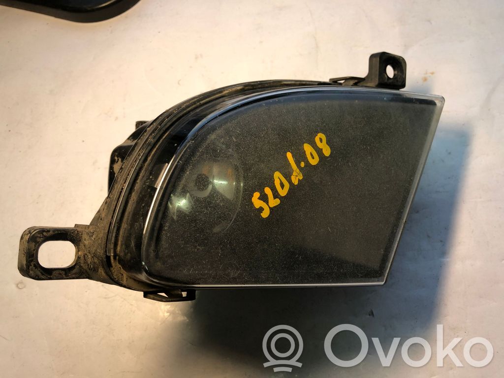 BMW 5 E60 E61 Etusumuvalo 