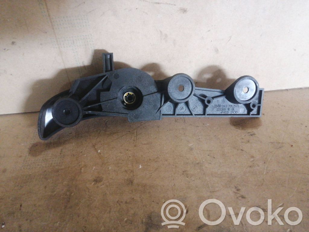 BMW 5 E60 E61 Engine bonnet (hood) release handle 