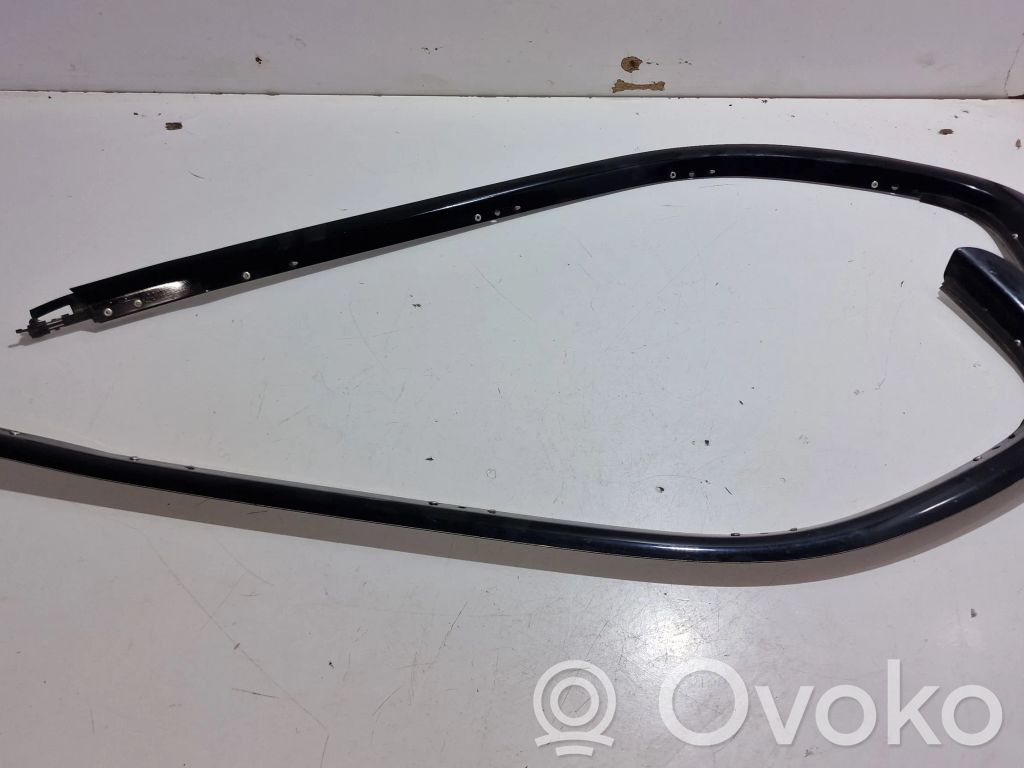 Katon muotolistan suoja   7220202,7220201,13696110