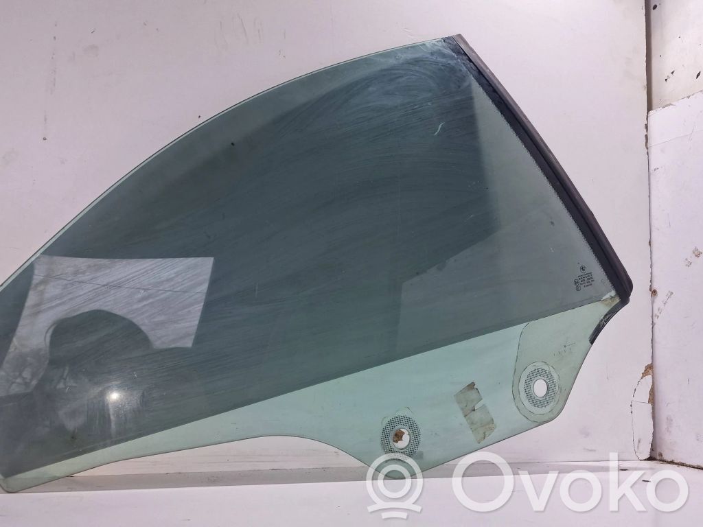 BMW 3 E92 E93 Rear door window glass 