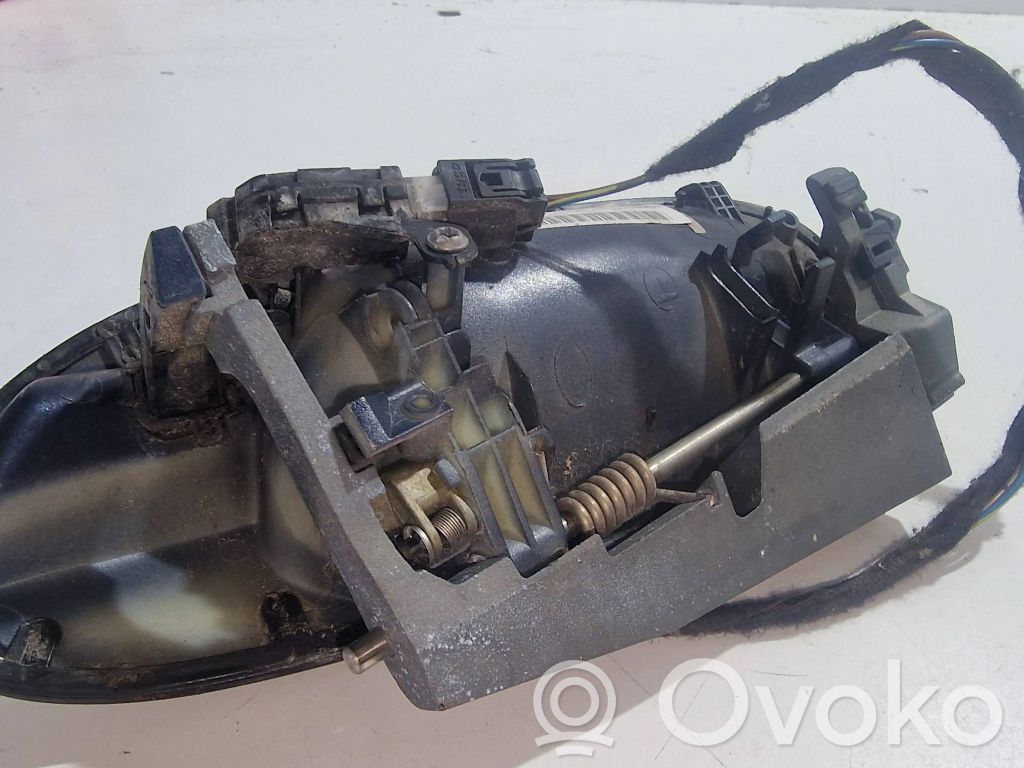 BMW 7 E65 E66 Manecilla externa puerta trasera 