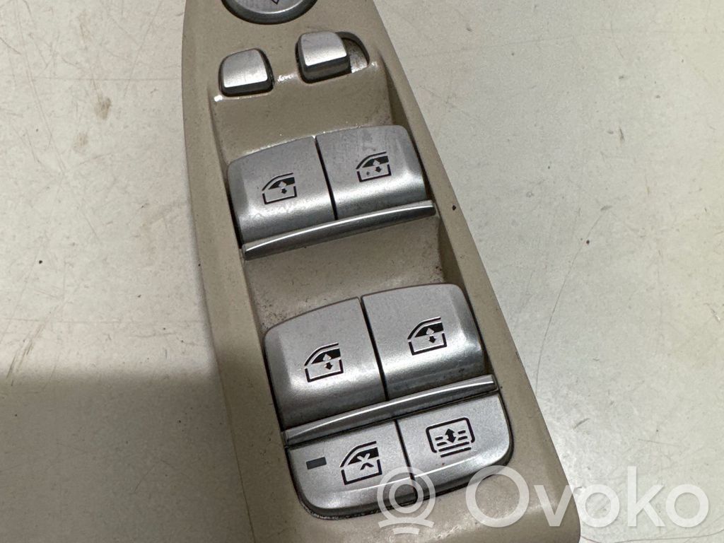 BMW 7 G11 G12 Electric window control switch 